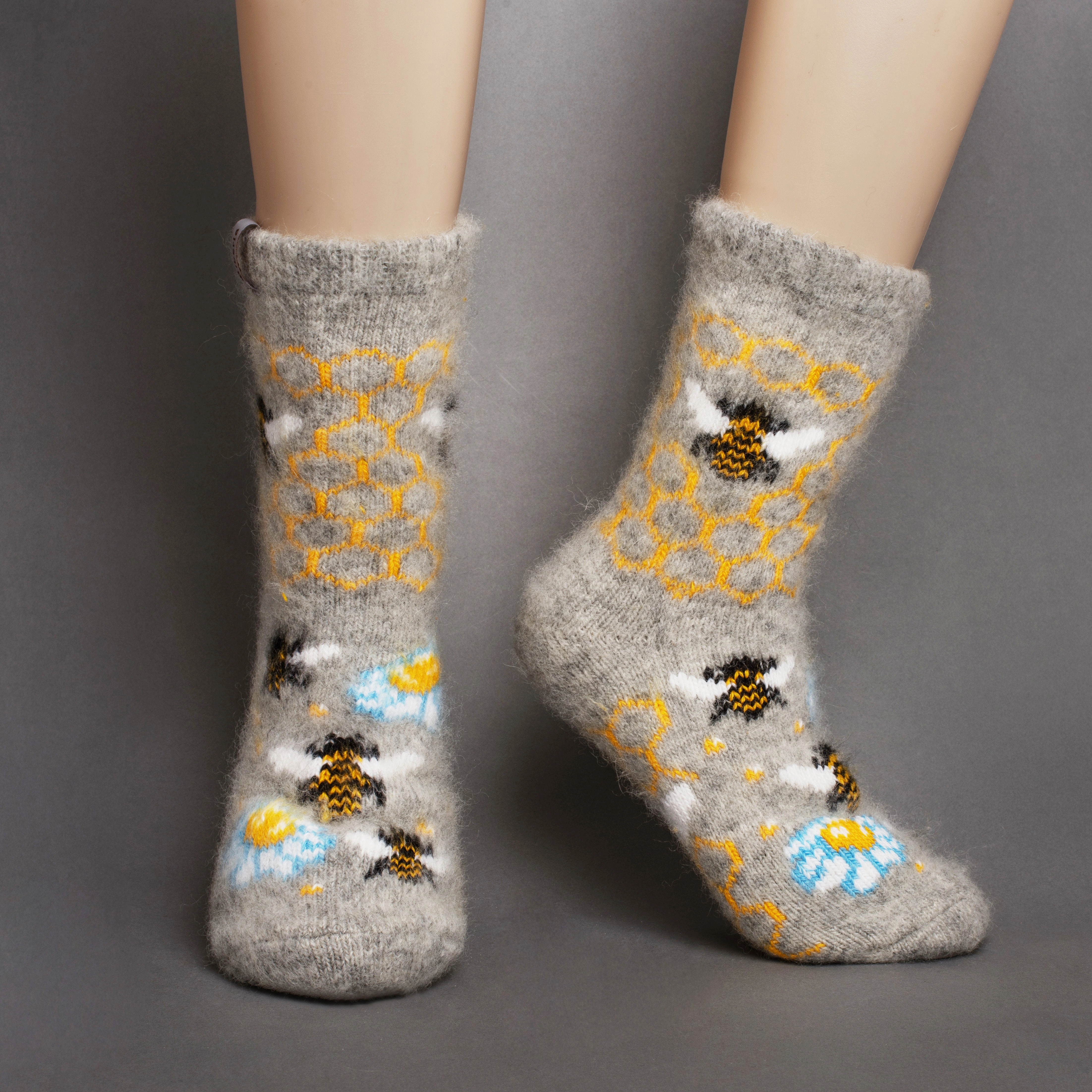 Cozy Bee Merino Crew Socks: Warm Comfort for Women's Feet.