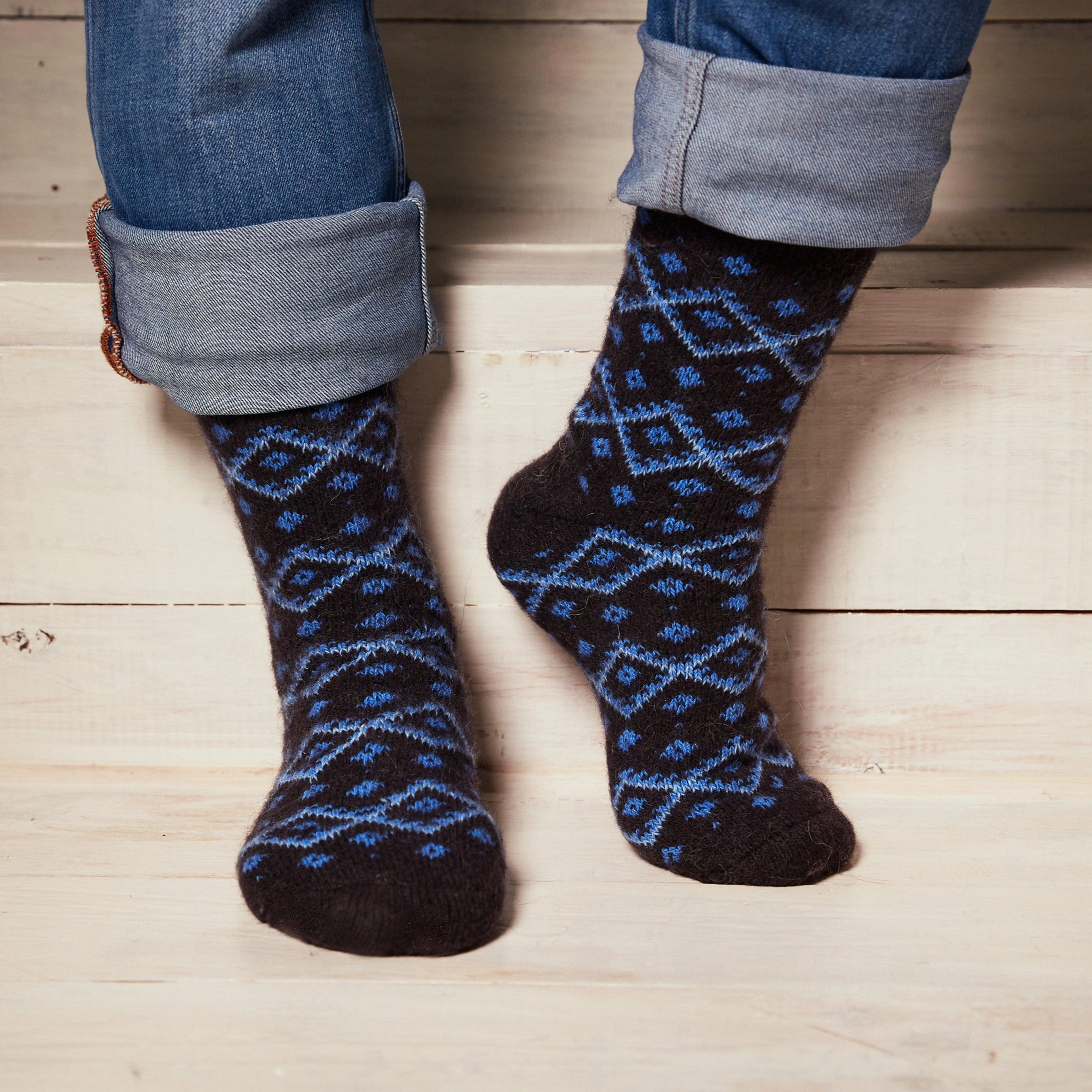Elevate Your Comfort: Premium Merino Wool Crew Socks for Men