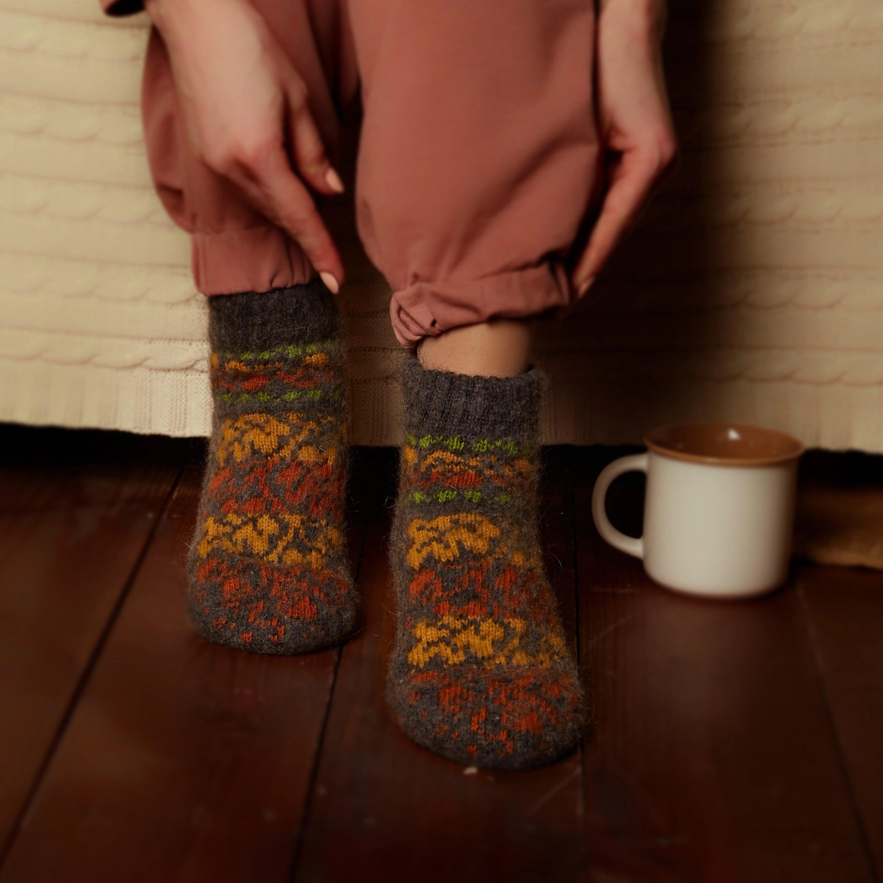 Cozy Autumn Vibes: Women's Goat Wool Low-Cut Socks - Warm & Chic!